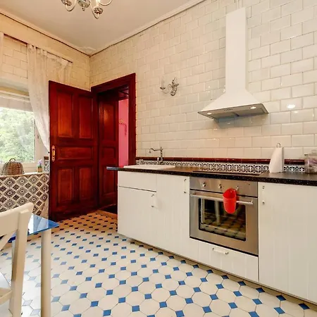 Belle Epoque Bed & Breakfast