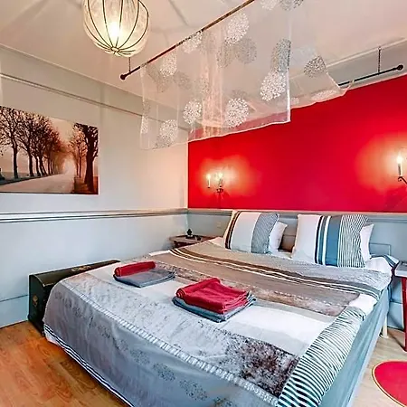 Bed and breakfast Belle Epoque L' Atelier Du Temps 4*