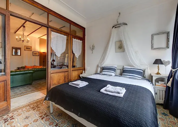 Belle Epoque Couette-café