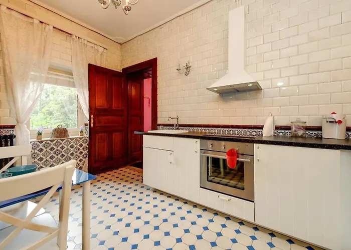 Belle Epoque Couette-café